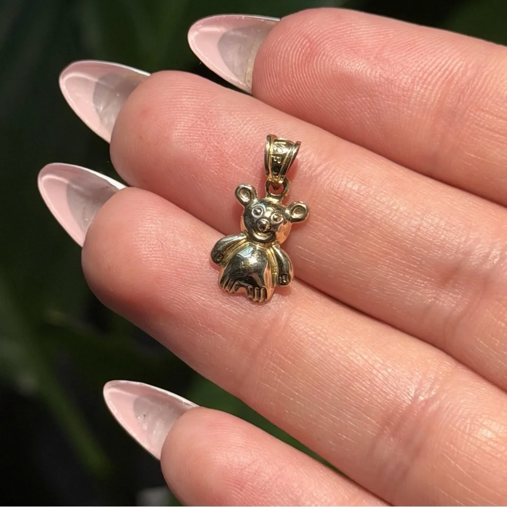 10K Real Yellow Gold Teddy Bear Pendant 0.75”